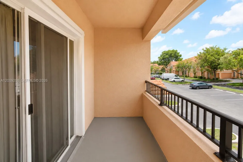 1002 Belmont Ln #1002 North Lauderdale, FL 33068