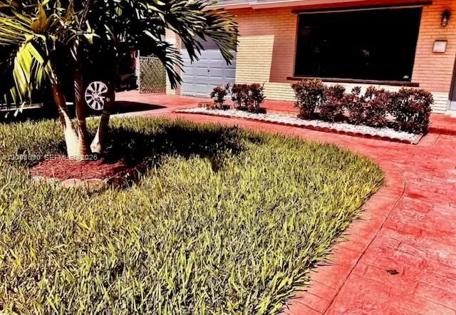 Address Not Shown Miami, FL 33173