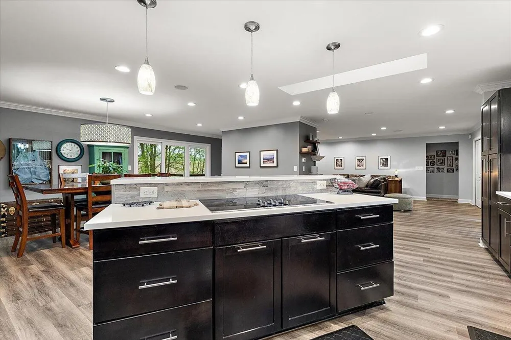 8467 Pucker Street Berrien Center, MI 49102