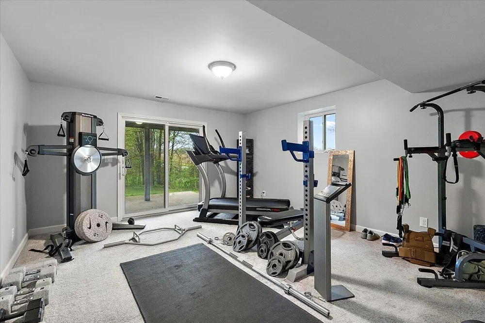 8467 Pucker Street Berrien Center, MI 49102
