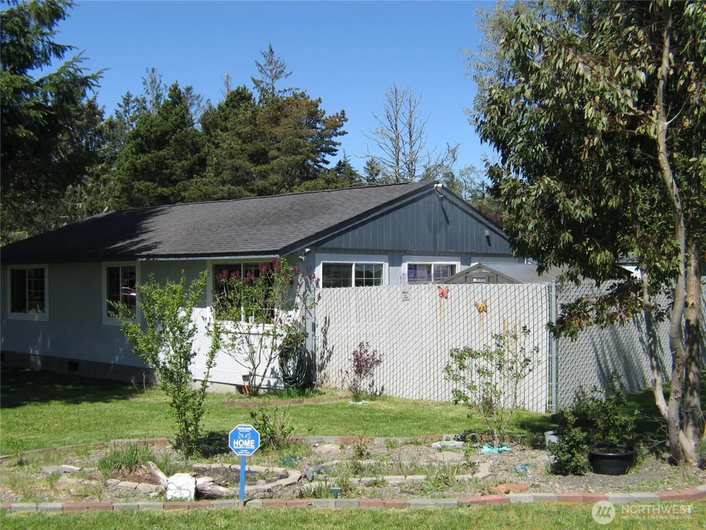24703 Ash Place Ocean Park, WA 98640