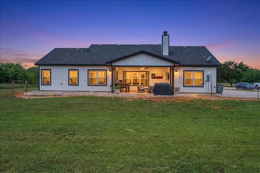 932 Fm 3137 Palo Pinto, TX 76484