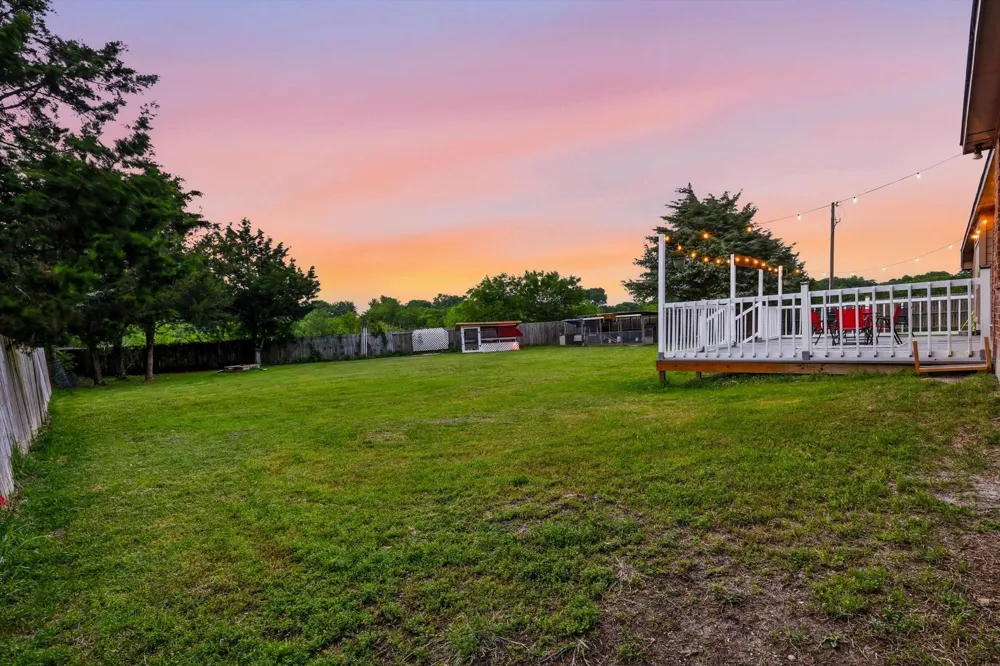 160 Kelly Drive Waxahachie, TX 75167