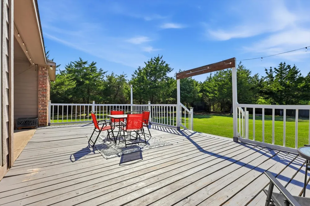 160 Kelly Drive Waxahachie, TX 75167