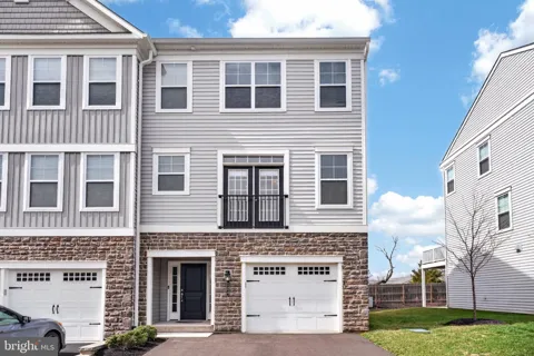 124 EVERLEIGH DRIVE #          