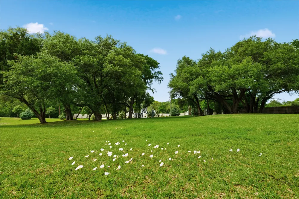 13012 Big Bend Boulevard Woodway, TX 76712