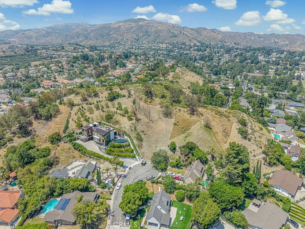 12025 Adrian Place Granada Hills, CA 91344