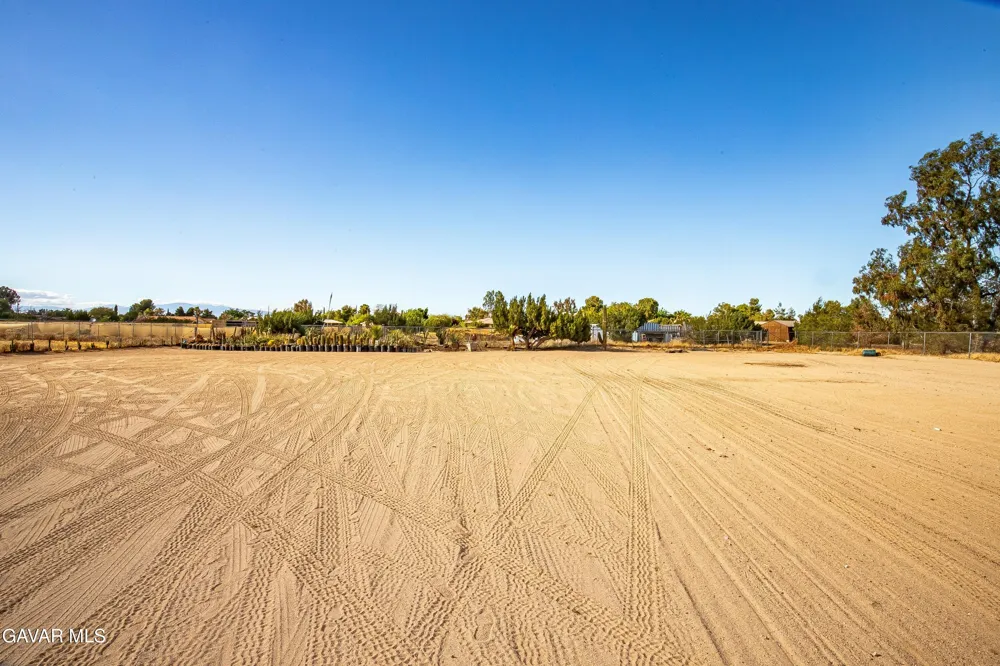 2257 W Avenue N8 Palmdale, CA 93551