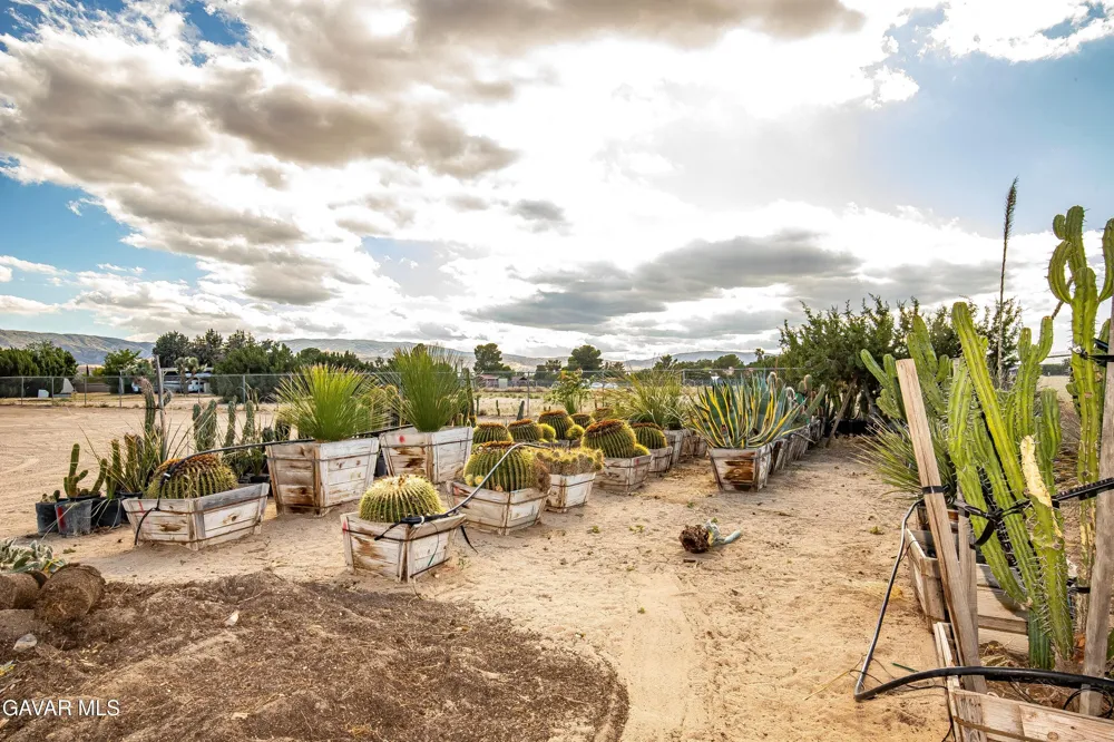 2257 W Avenue N8 Palmdale, CA 93551