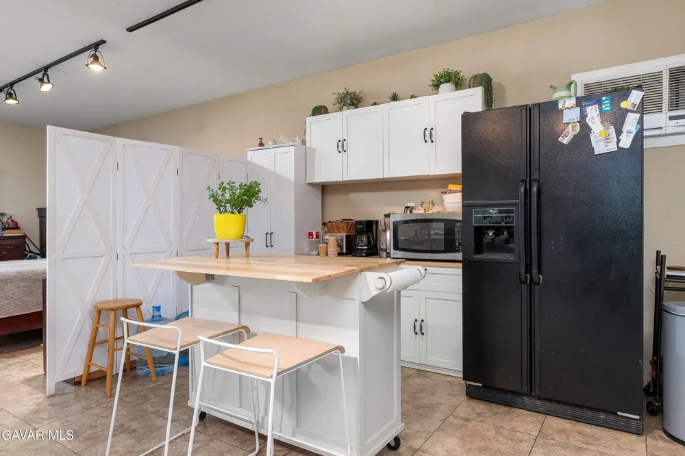 2257 W Avenue N8 Palmdale, CA 93551