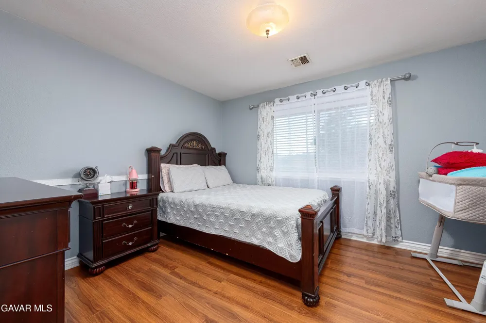 2257 W Avenue N8 Palmdale, CA 93551