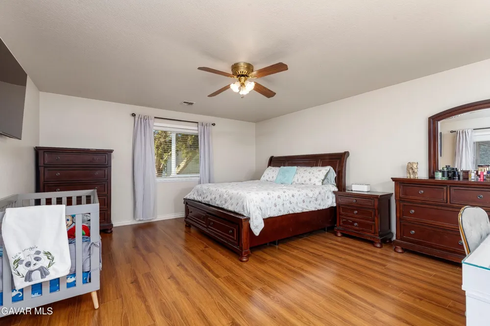 2257 W Avenue N8 Palmdale, CA 93551