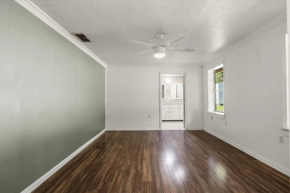 505 Willis Street Daingerfield, TX 75638