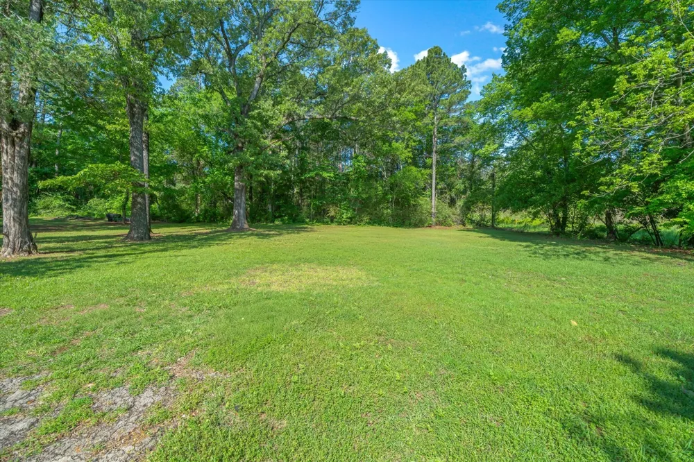 505 Willis Street Daingerfield, TX 75638