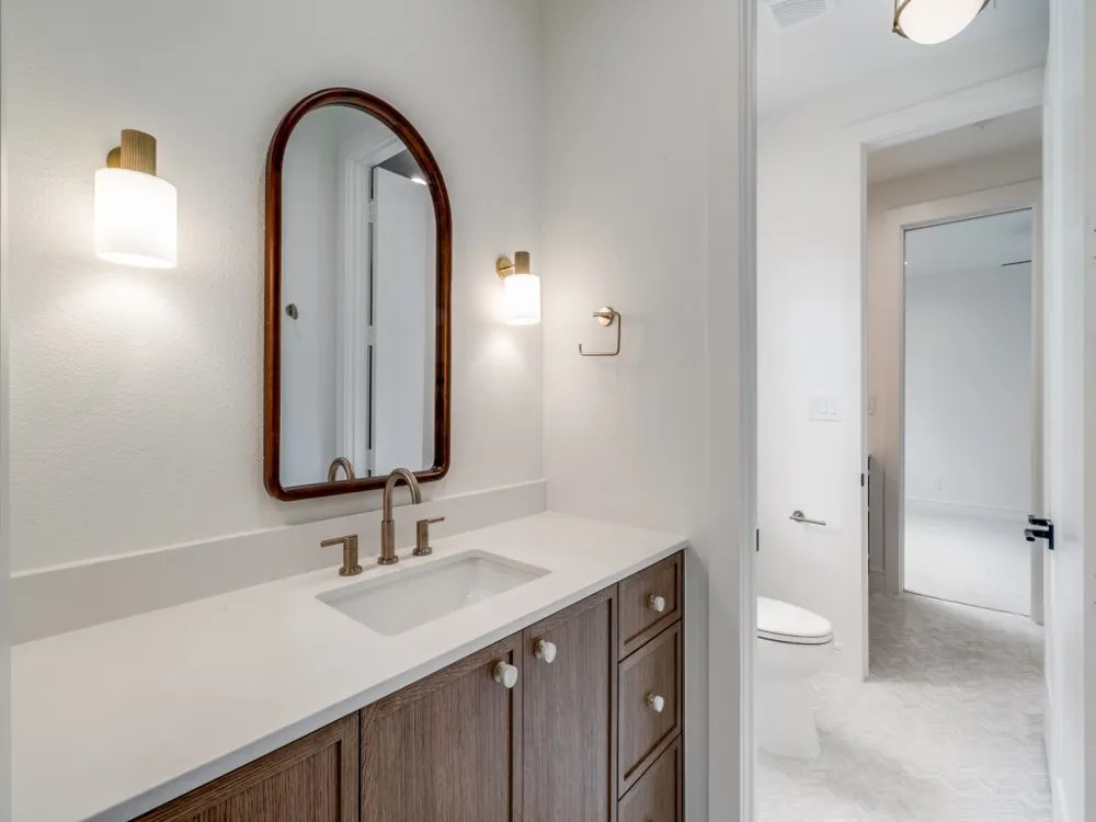 1622 Old Gate Lane Dallas, TX 75218