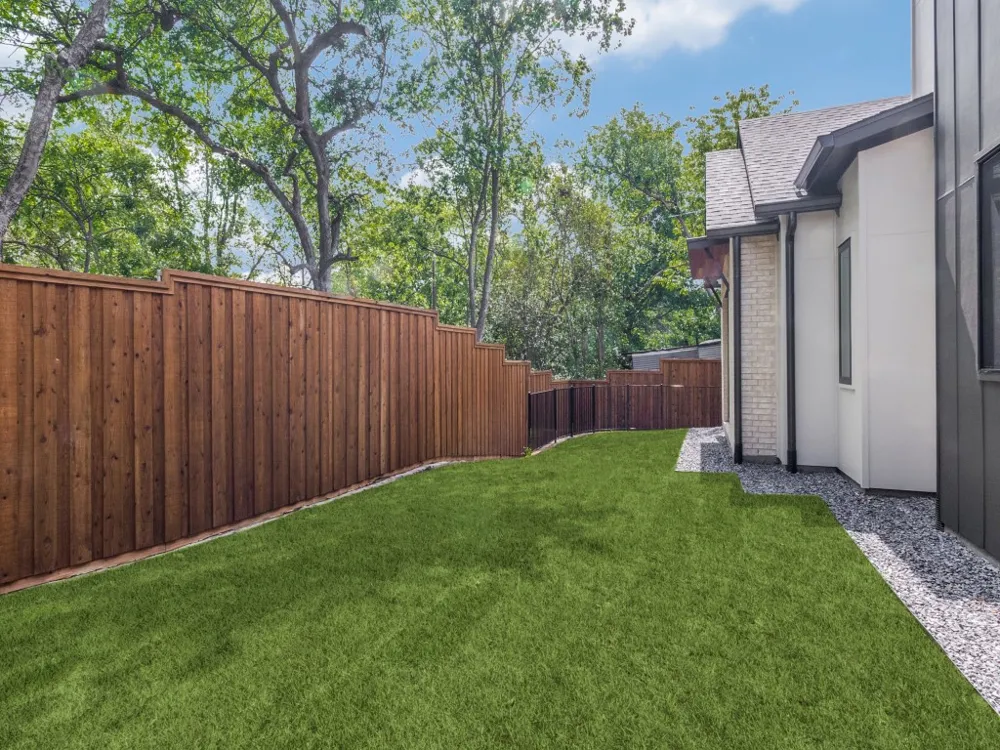 1622 Old Gate Lane Dallas, TX 75218