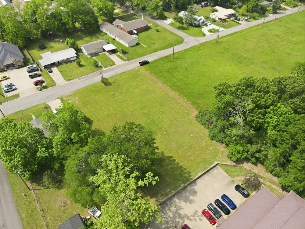 304 W 18th Mt Pleasant, TX 75455