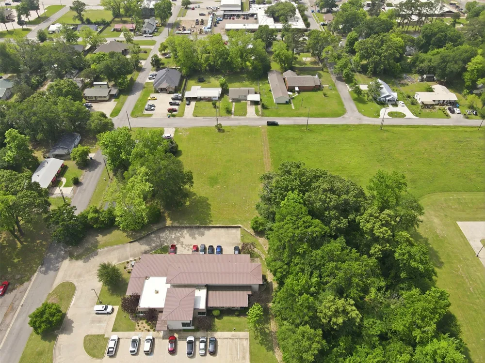 304 W 18th Mt Pleasant, TX 75455