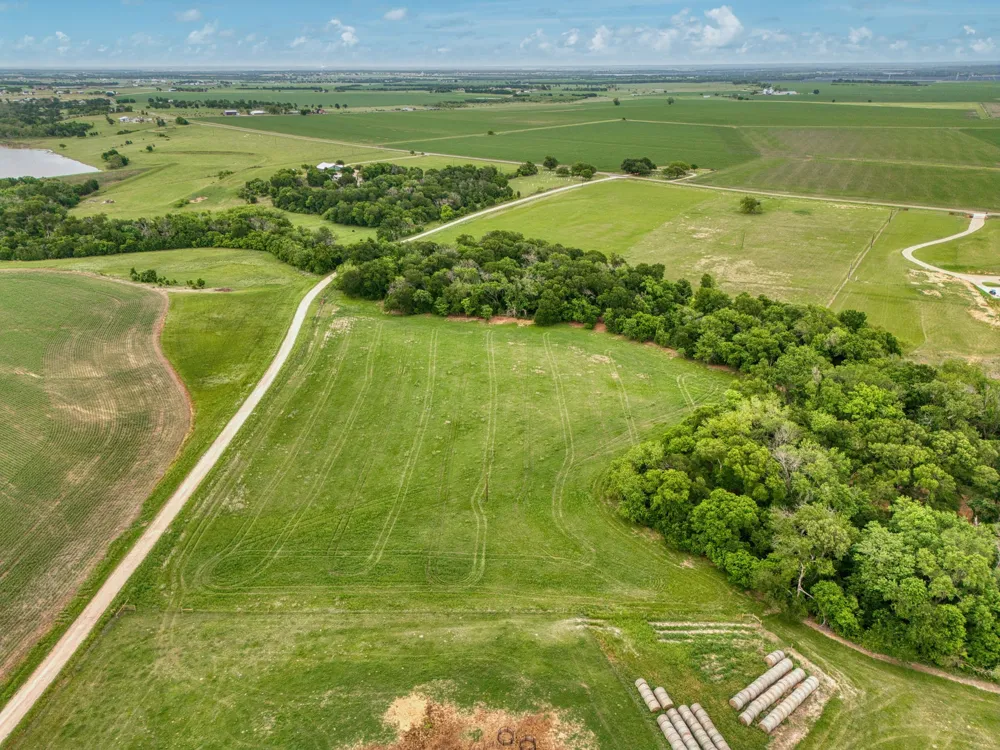 Cr 433 Lorena, TX 76655