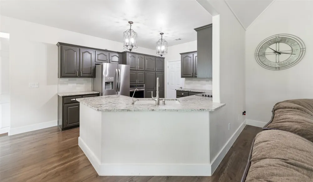 109 Enchanted Drive Enchanted Oaks, TX 75156