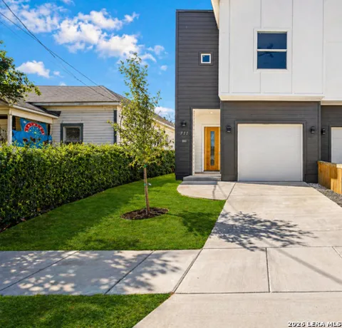 711 S Olive St #UNIT 101