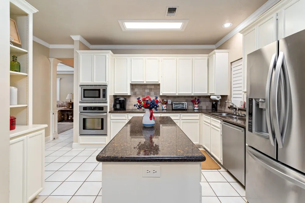 21 Sandelwood Trl Trail Beaumont, TX 77706