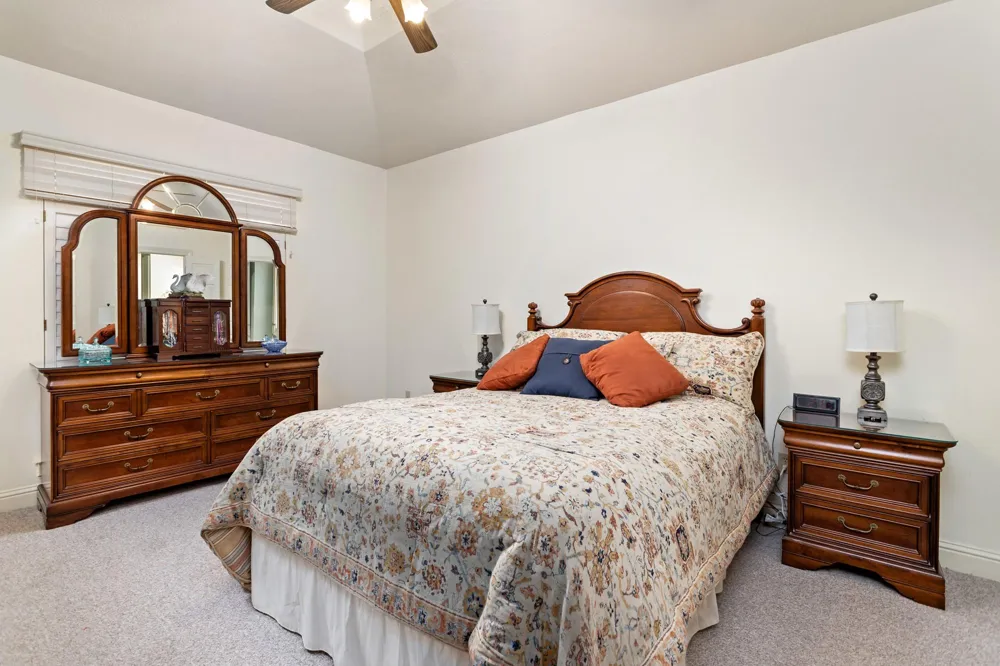 21 Sandelwood Trl Trail Beaumont, TX 77706