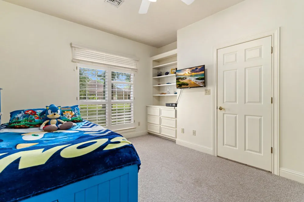 21 Sandelwood Trl Trail Beaumont, TX 77706