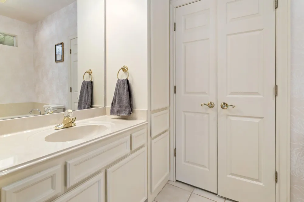 21 Sandelwood Trl Trail Beaumont, TX 77706