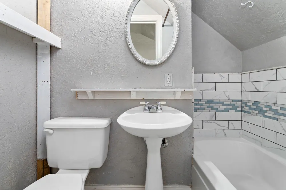 21 Sandelwood Trl Trail Beaumont, TX 77706
