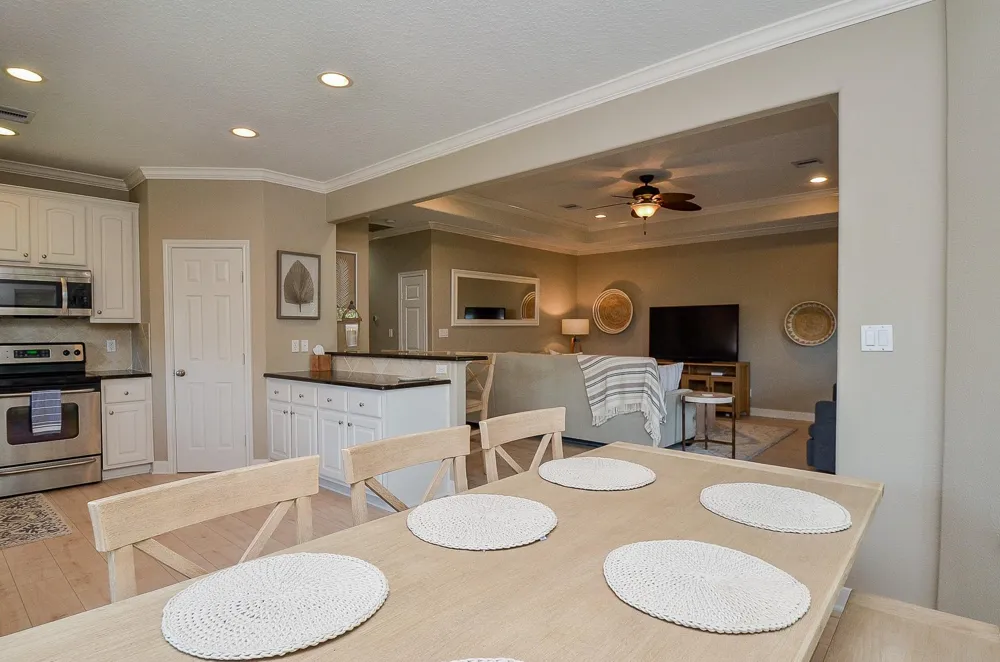13823 Mutiny Lane Galveston, TX 77554