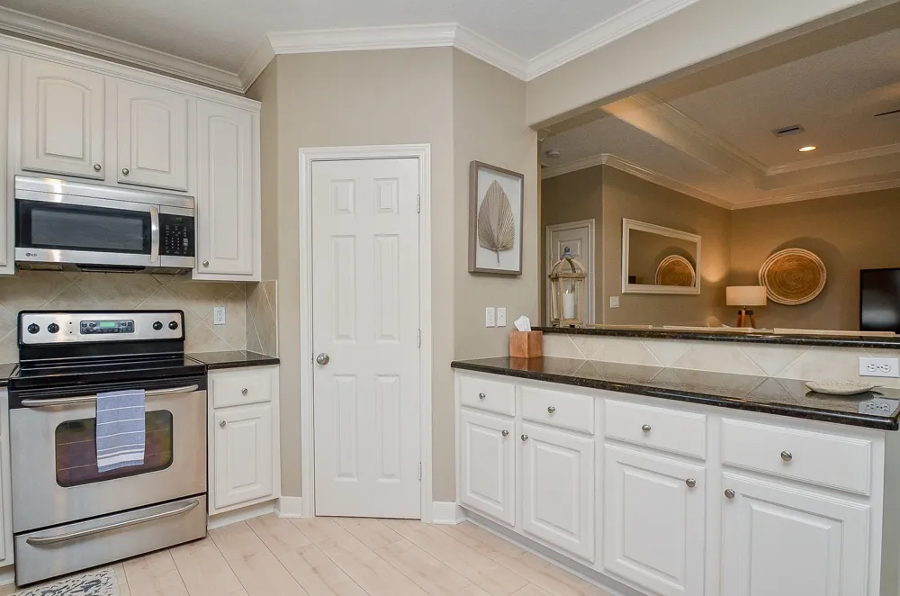 13823 Mutiny Lane Galveston, TX 77554