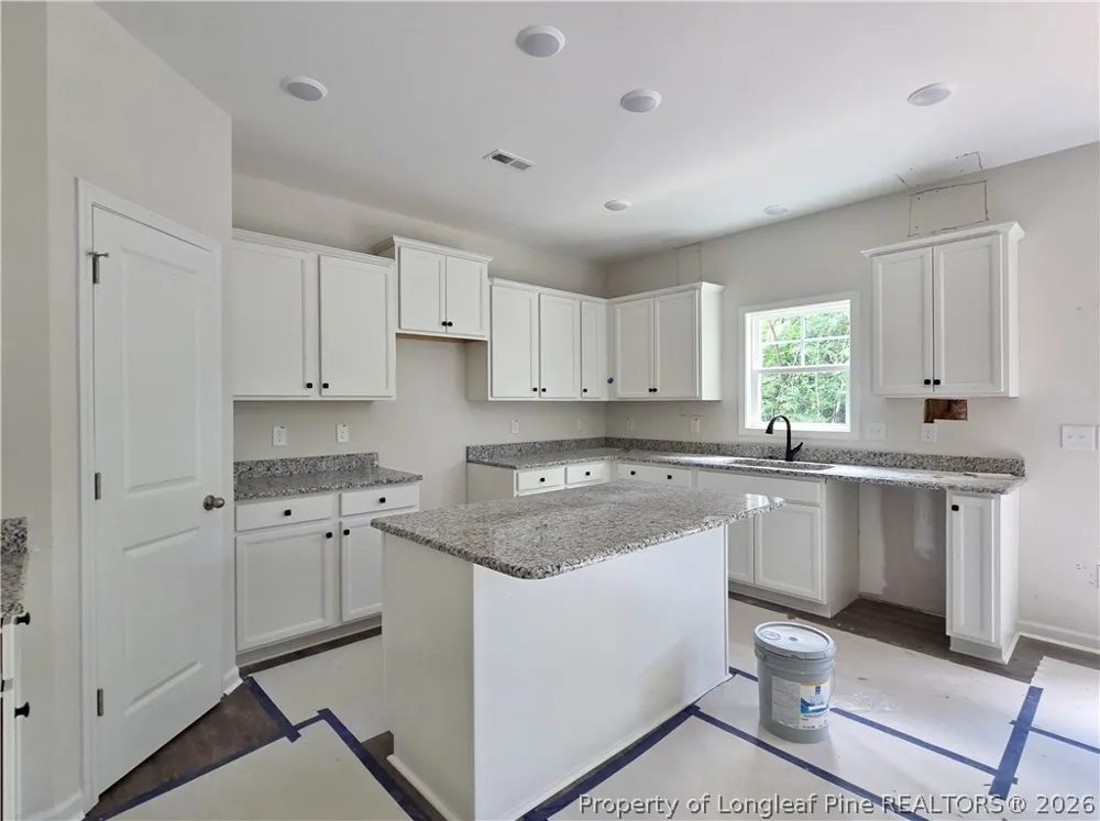 385 Appaloosa Drive Spring Lake, NC 28390