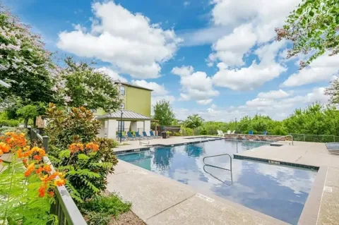 6710 Babcock Road #833