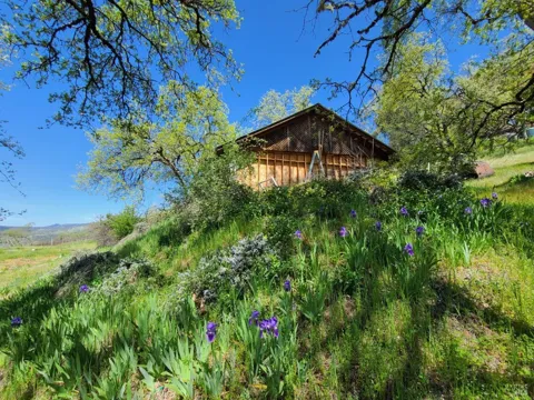 35776 Mendocino Pass Road