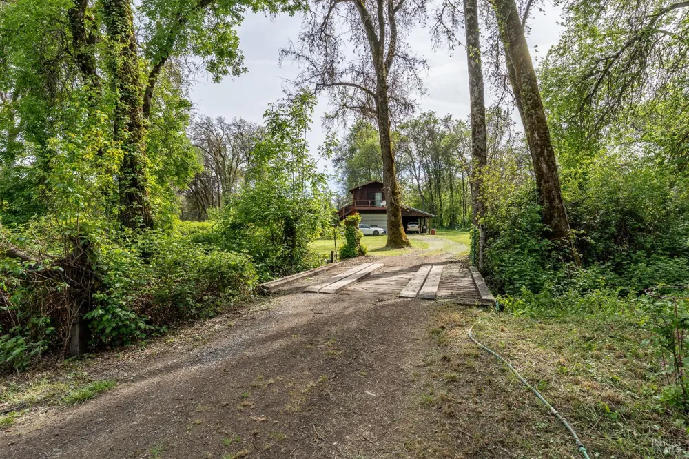 24271 Shady Lane Covelo, CA 95428