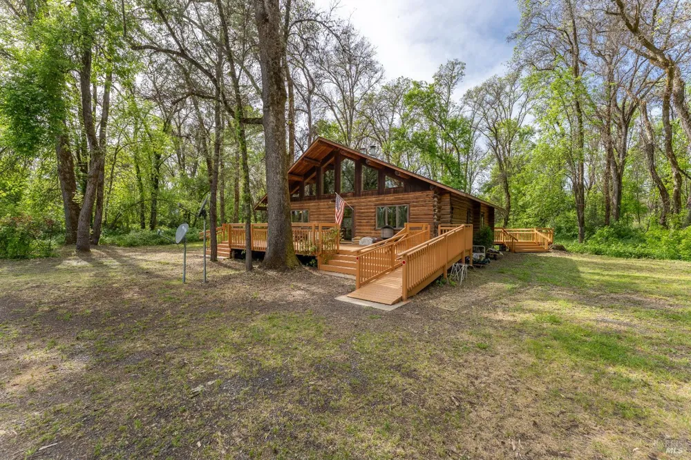 24271 Shady Lane Covelo, CA 95428