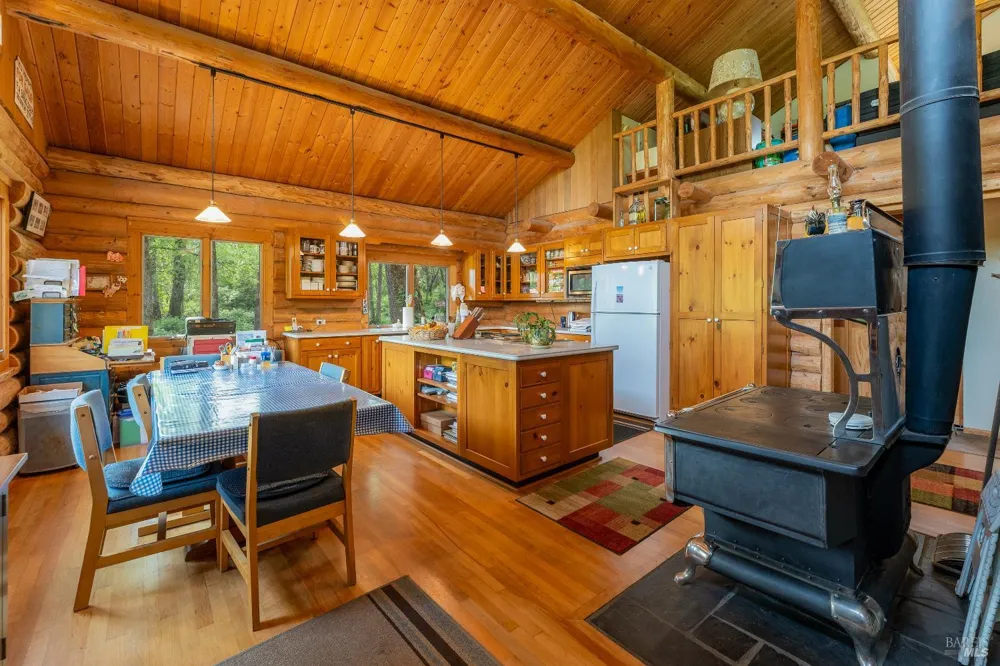 24271 Shady Lane Covelo, CA 95428
