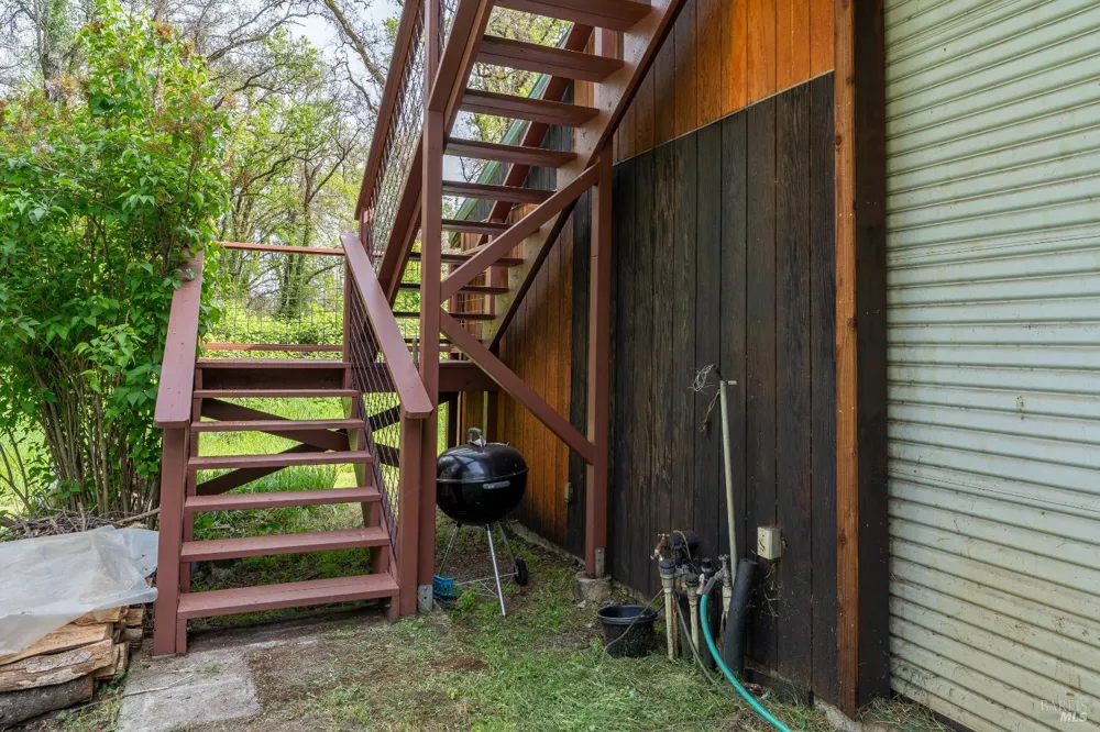 24271 Shady Lane Covelo, CA 95428