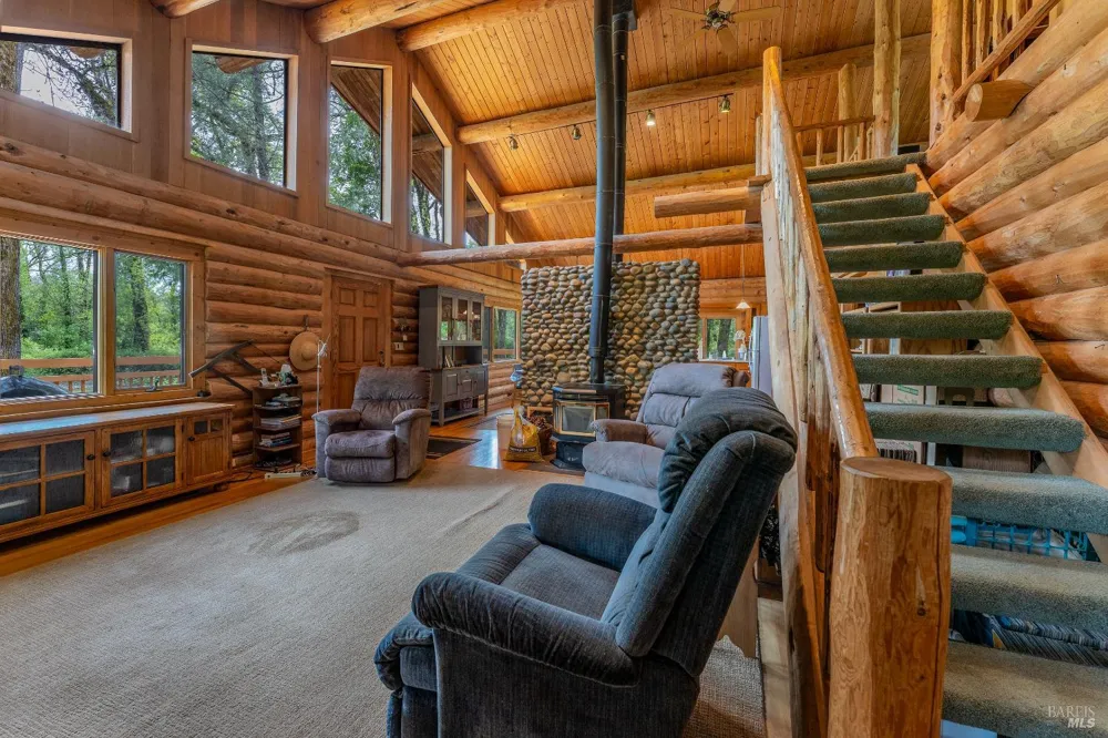 24271 Shady Lane Covelo, CA 95428