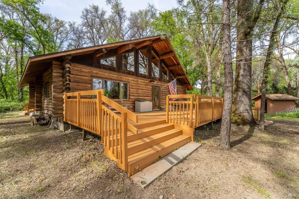 24271 Shady Lane Covelo, CA 95428