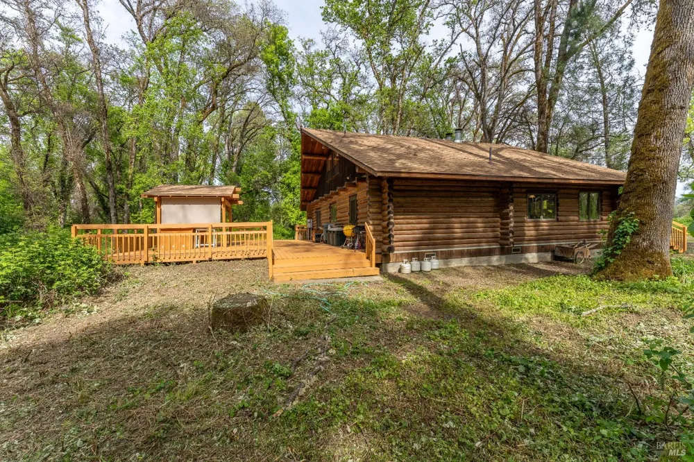 24271 Shady Lane Covelo, CA 95428