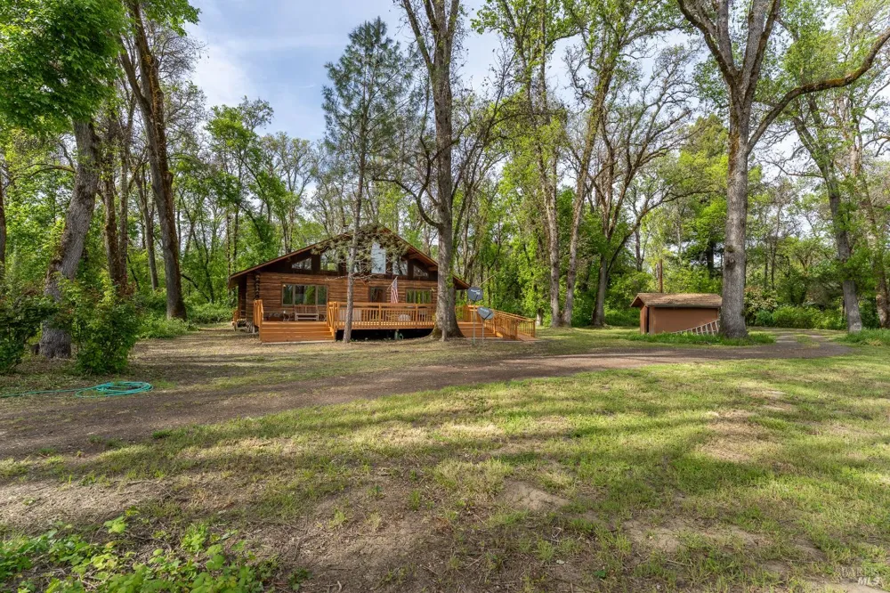 24271 Shady Lane Covelo, CA 95428