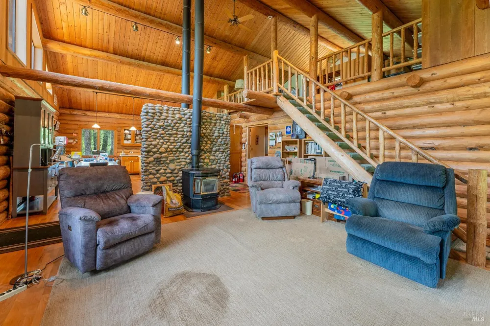 24271 Shady Lane Covelo, CA 95428