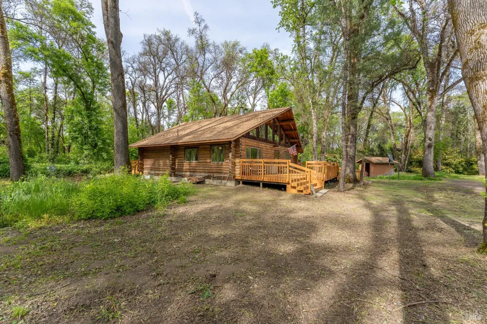 24271 Shady Lane Covelo, CA 95428