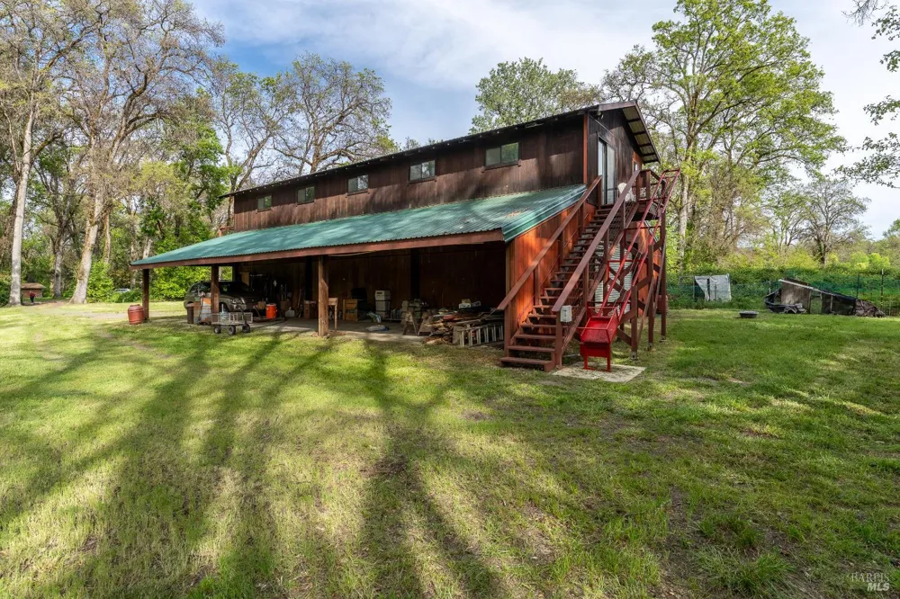 24271 Shady Lane Covelo, CA 95428