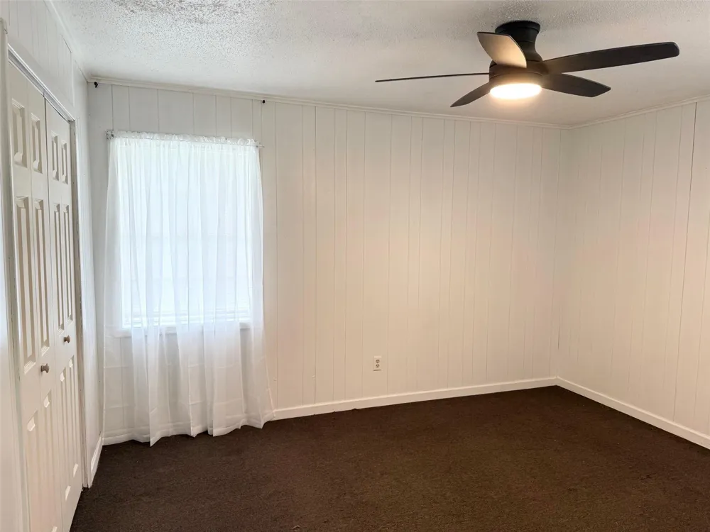 204 Us Highway 287 Elkhart, TX 75839