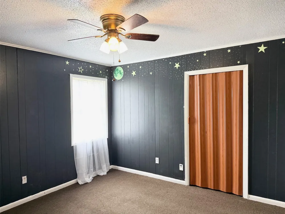 204 Us Highway 287 Elkhart, TX 75839