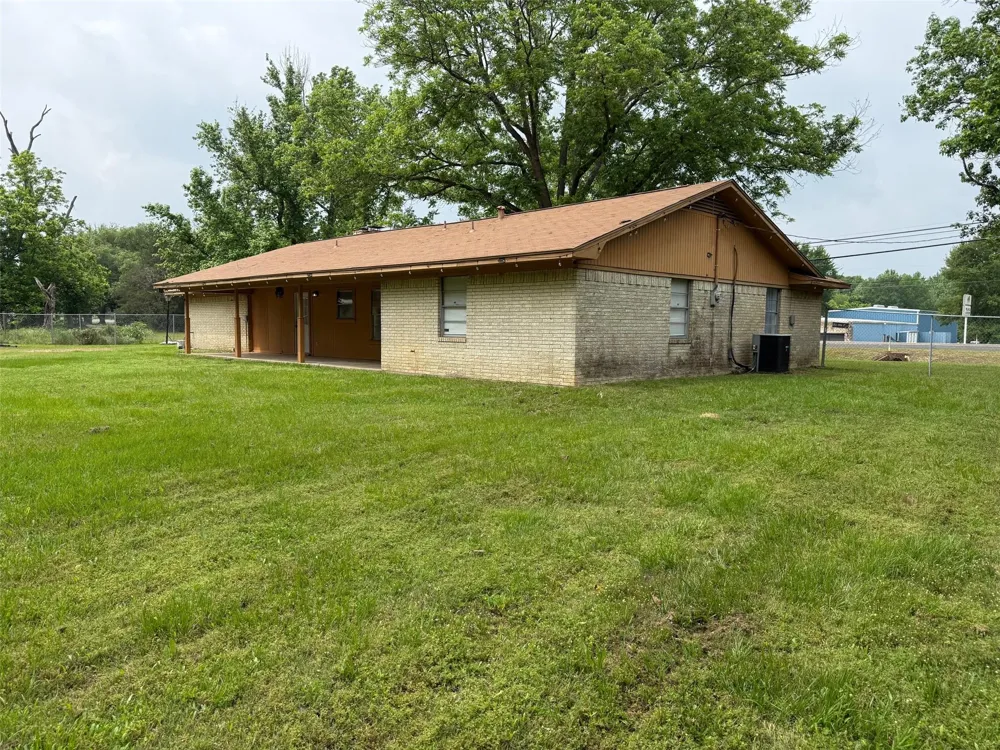 204 Us Highway 287 Elkhart, TX 75839