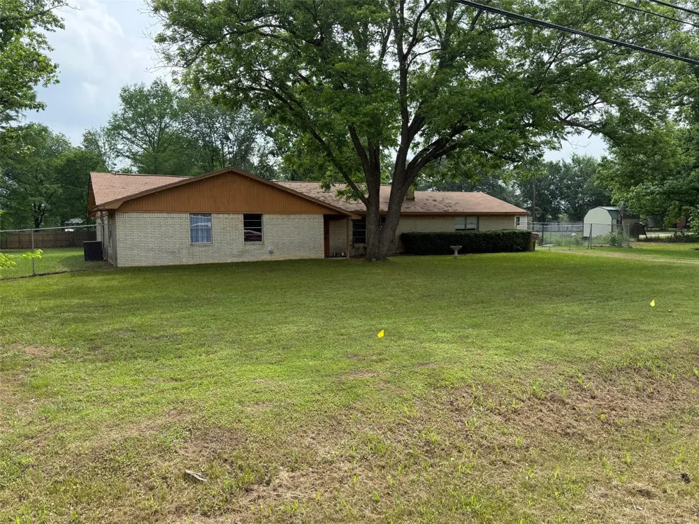 204 Us Highway 287 Elkhart, TX 75839